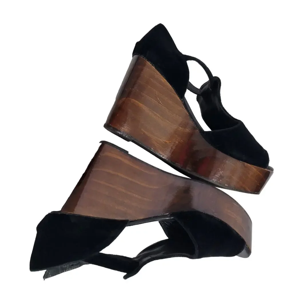 Bettye Muller Heel Wedge Black Velvet Platform Wood T Strap Peep Toe Chunky 9.5